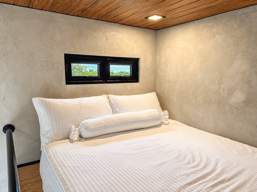 Bedroom 3 loft bed
